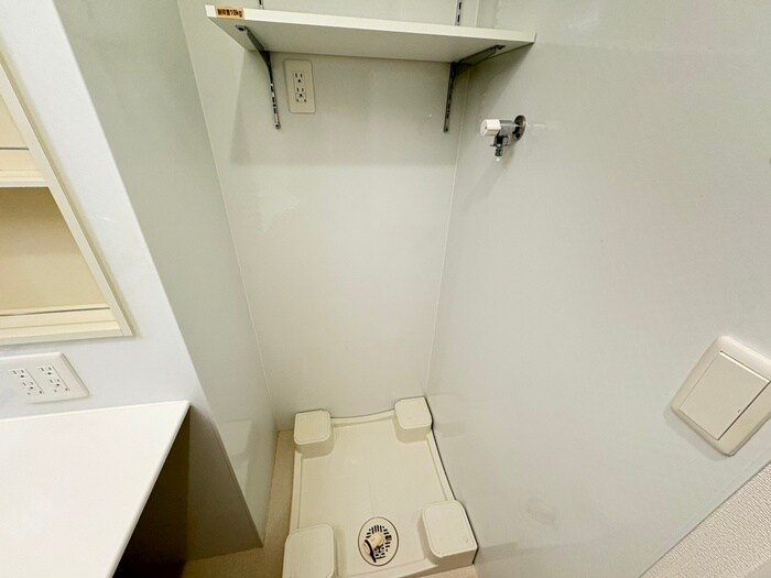 物件内観写真19　(洗濯機置場)