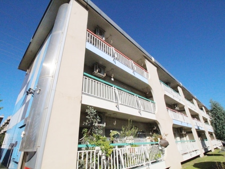 アイフィ－ルド大泉外観写真