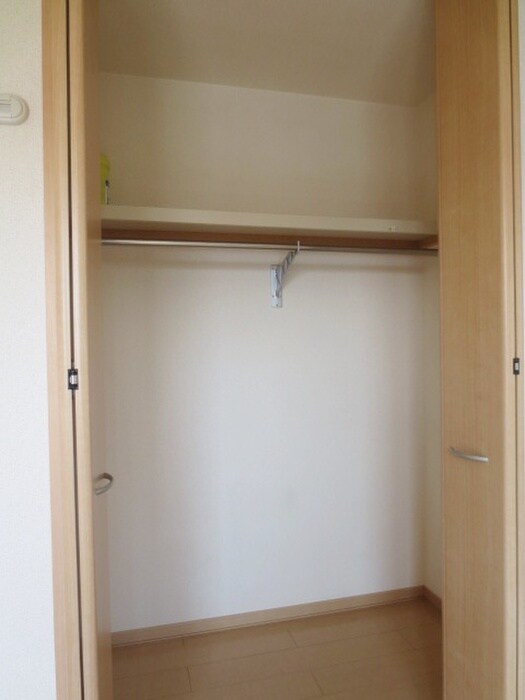 物件内観写真10　(収納)