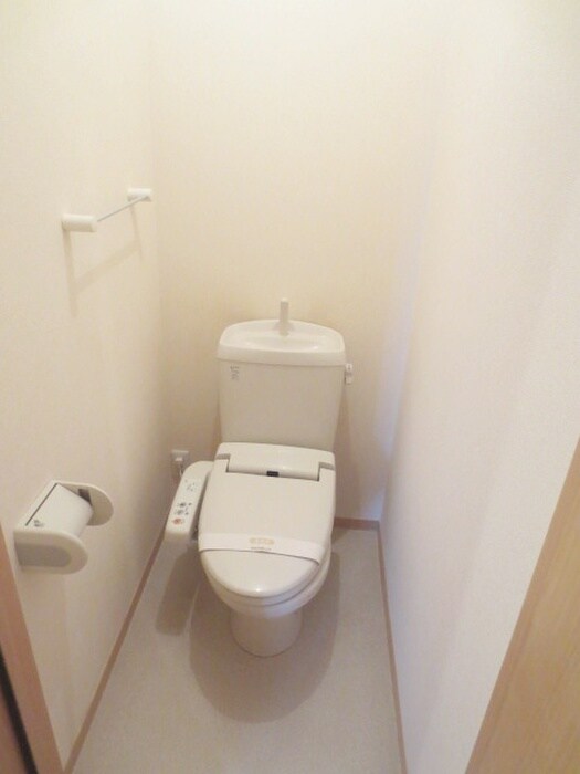 物件内観写真13　(トイレ)