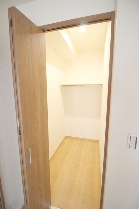 物件内観写真10　(収納)