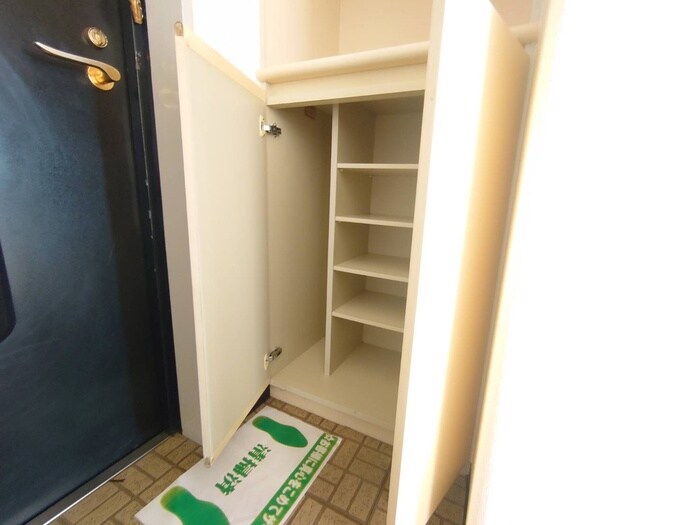 物件内観写真21　(靴箱)