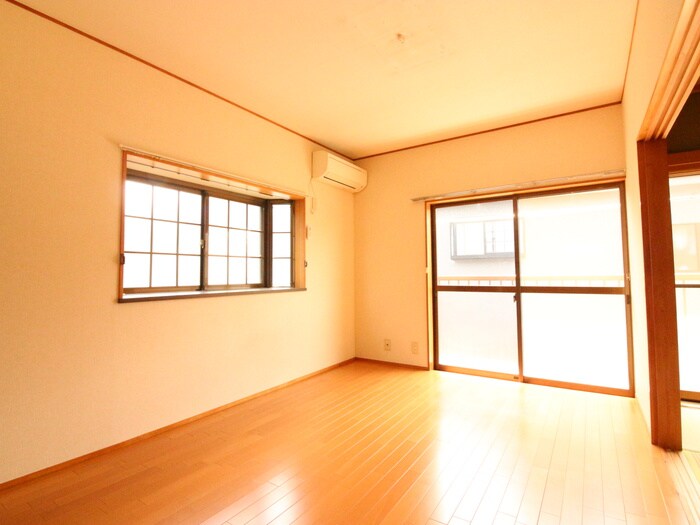 物件内観写真7　(居室)