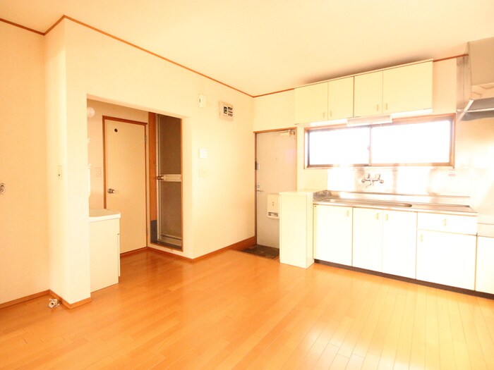 物件内観写真9　(居室)