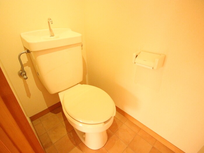 物件内観写真12　(トイレ)