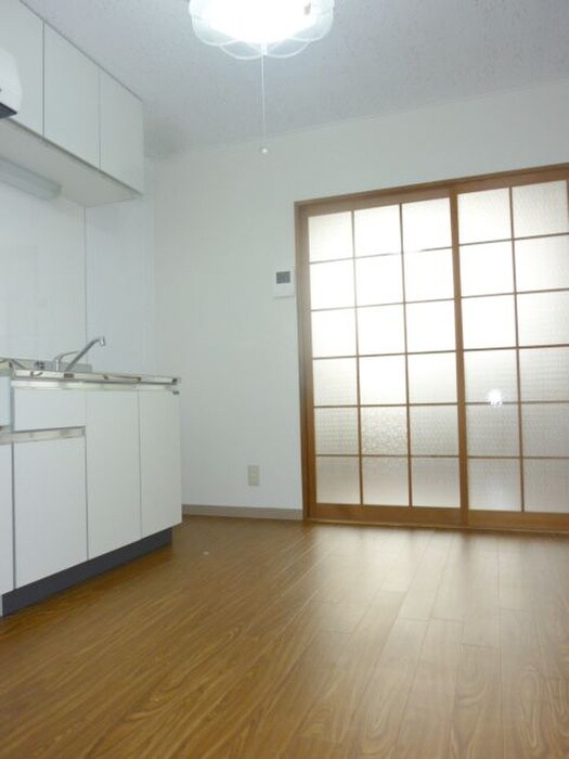 物件内観写真9　(廊下)