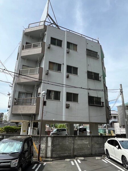 サンライズマンション（301）外観写真