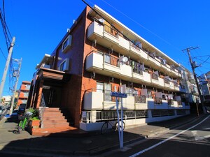 ファミ－ルＡ外観写真