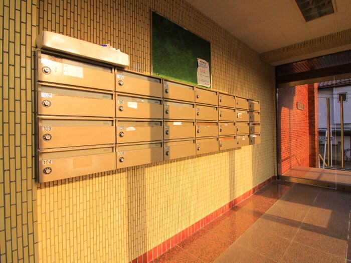 物件外観写真6　(建物設備)