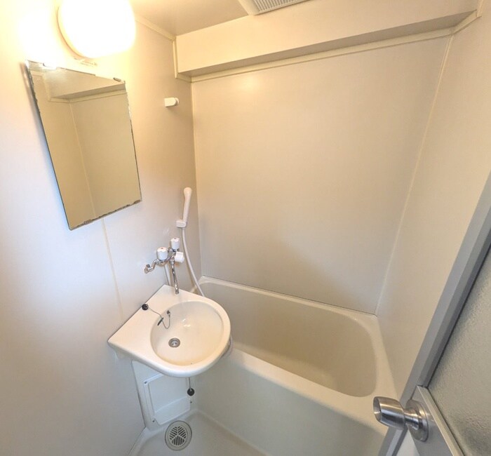 物件内観写真12　(バス／シャワールーム等)