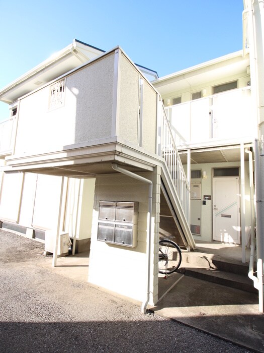 物件外観写真5　(駐輪場)