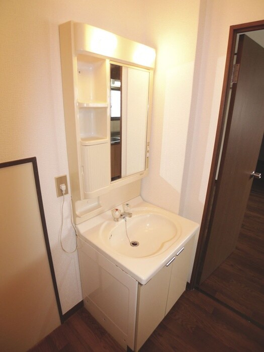 物件内観写真13　(洗面)