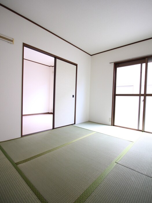 物件内観写真21　(居室)