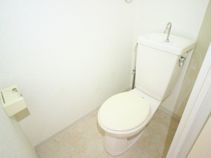 物件内観写真14　(トイレ)