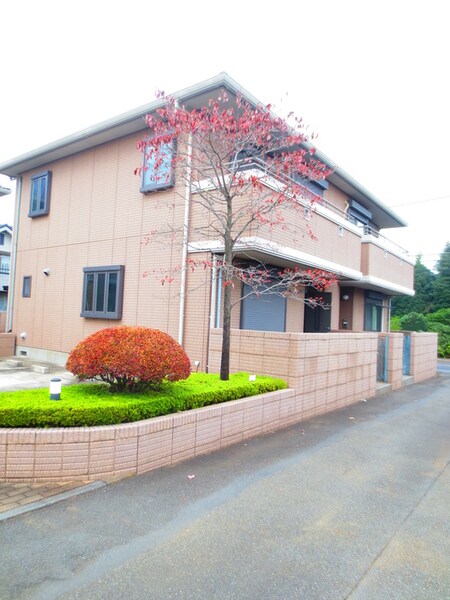 ルミエ－ル泉外観写真