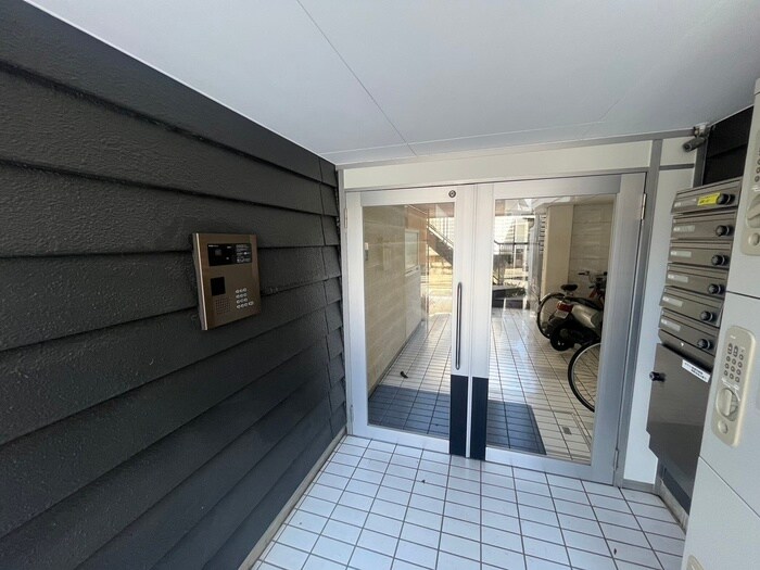 物件外観写真4　(建物設備)