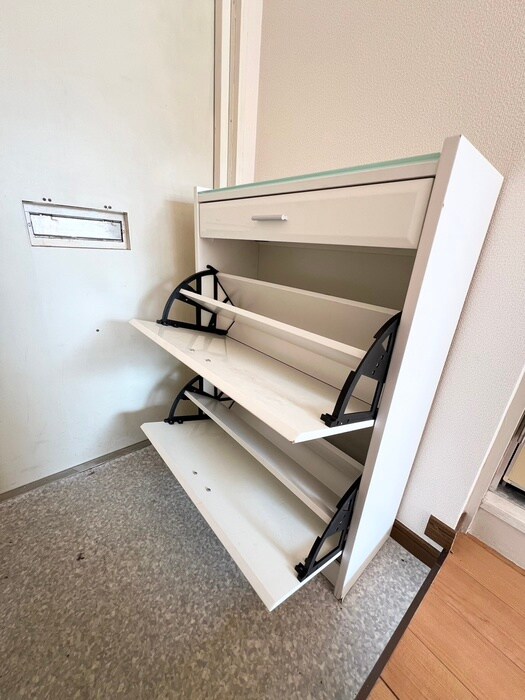 物件内観写真15　(靴箱)