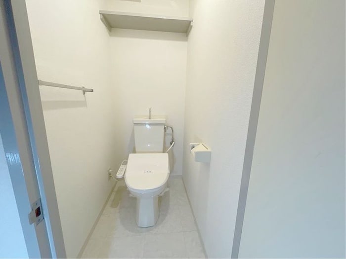 物件内観写真13　(トイレ)