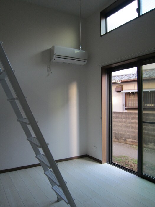 物件内観写真9　(居室)