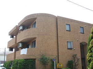 ロイヤルハイツ東大泉外観写真