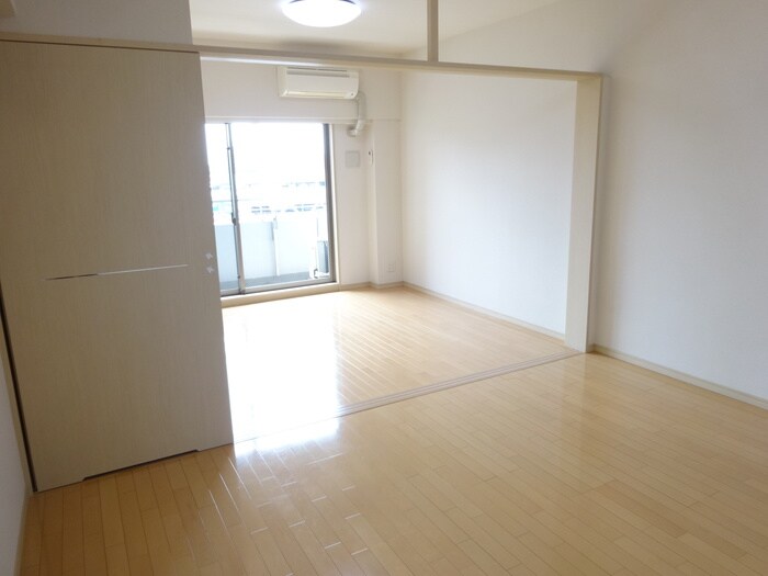 物件内観写真15　(居室)