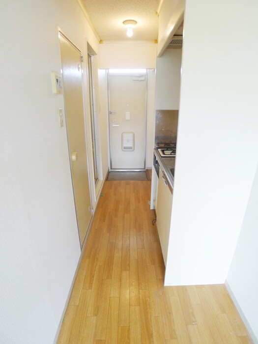 物件内観写真19　(洗濯機置場)