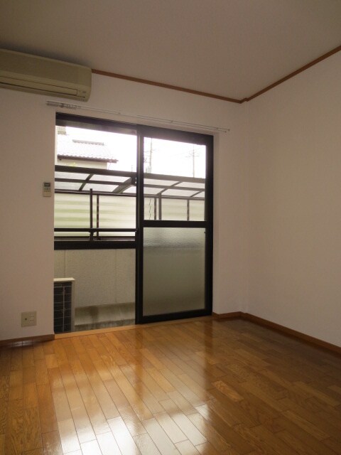 物件内観写真6　(居室)