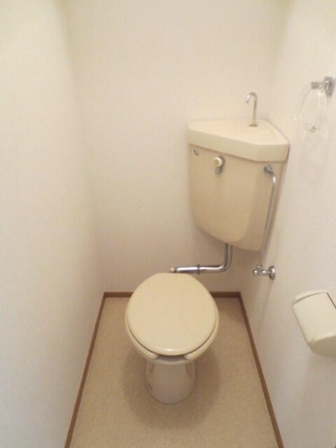 物件内観写真13　(トイレ)