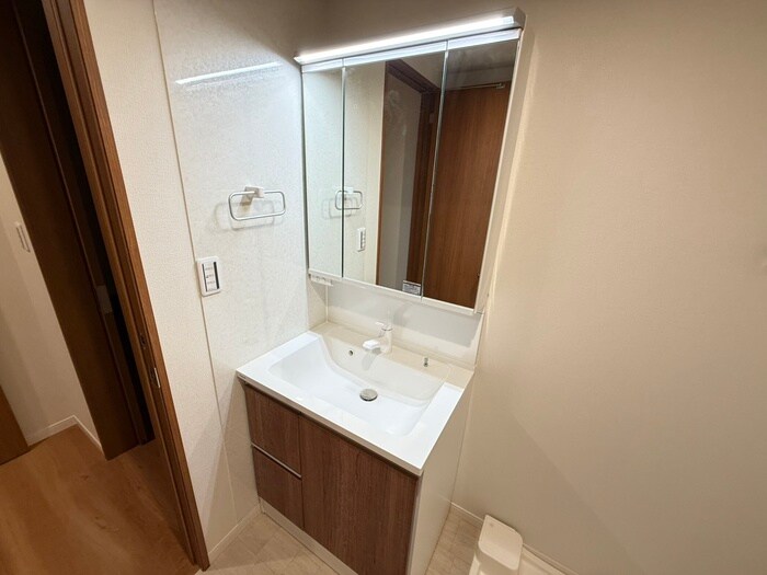 物件内観写真14　(洗面)