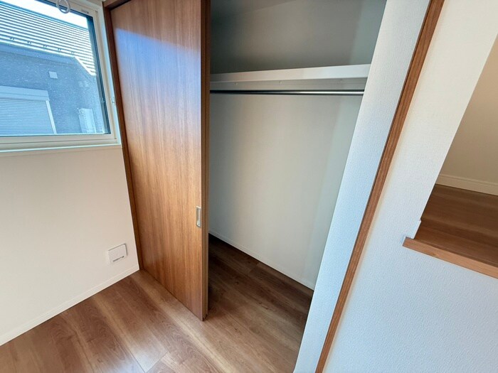 物件内観写真16　(収納)