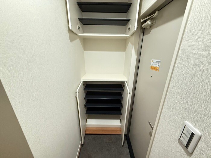 物件内観写真21　(靴箱)