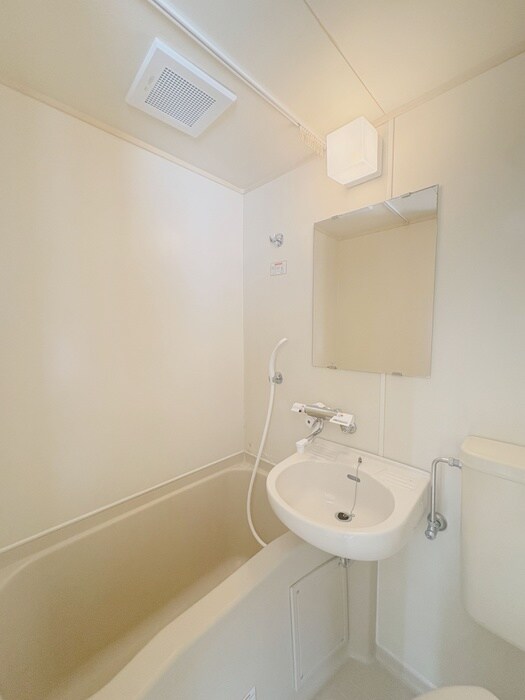 物件内観写真13　(バス／シャワールーム等)