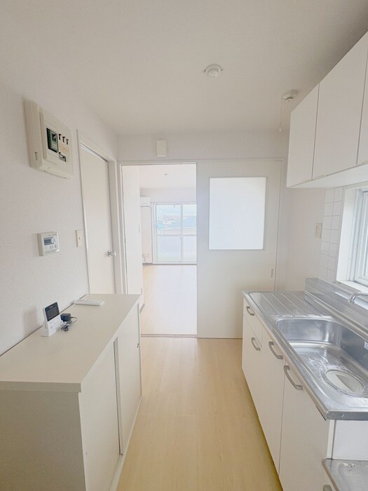 物件内観写真15　(廊下)