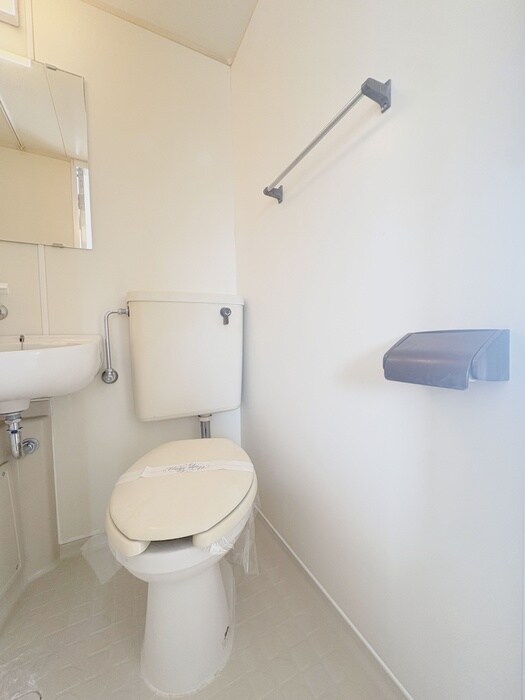 物件内観写真18　(トイレ)