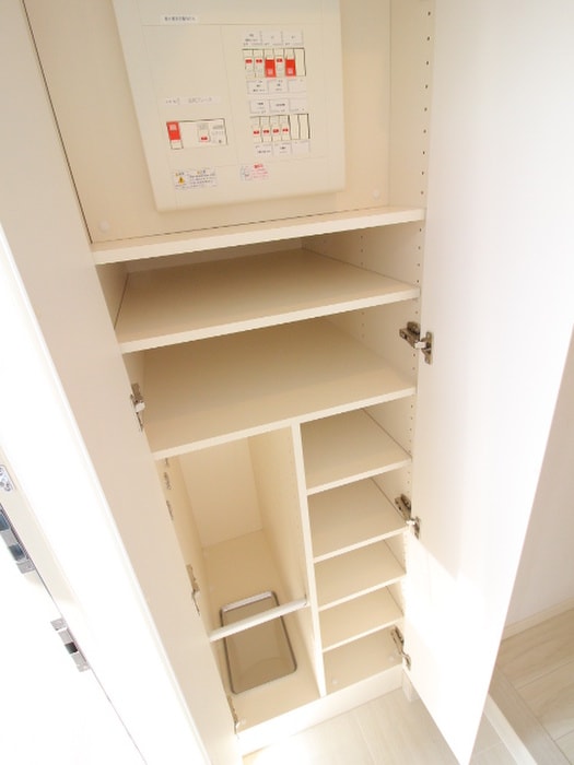 物件内観写真13　(靴箱)