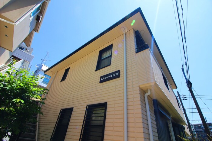 物件外観写真5　(エントランス部分)