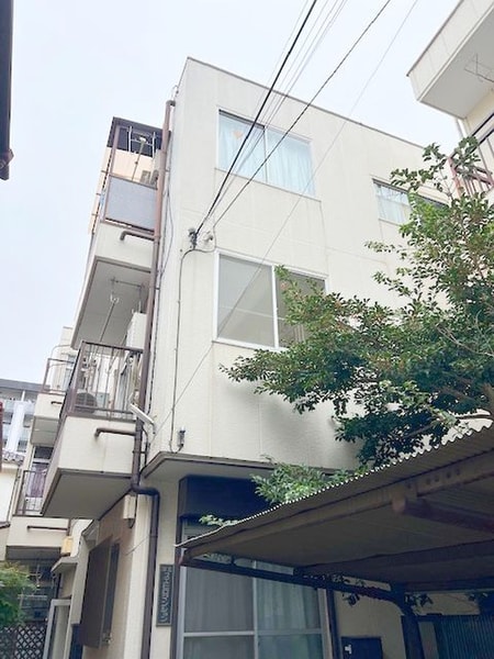 第五スエヒロマンション（201）外観写真