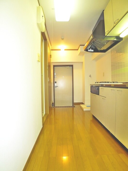 物件内観写真10　(廊下)