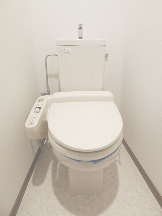 物件内観写真16　(玄関)