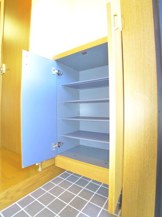 物件内観写真18　(靴箱)