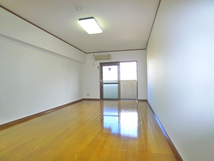 物件内観写真19　(居室)