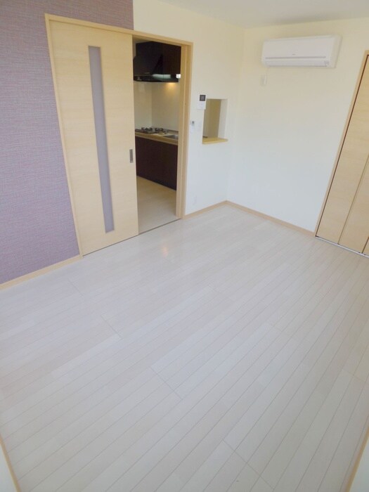 物件内観写真11　(玄関)