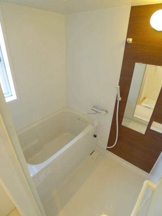 物件内観写真12　(バス／シャワールーム等)
