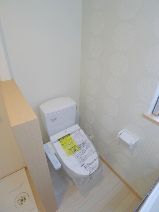 物件内観写真14　(トイレ)