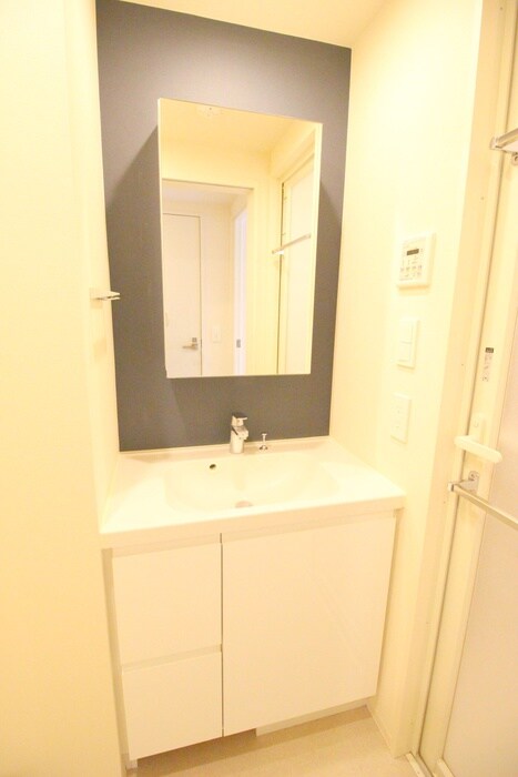 物件内観写真12　(洗面)