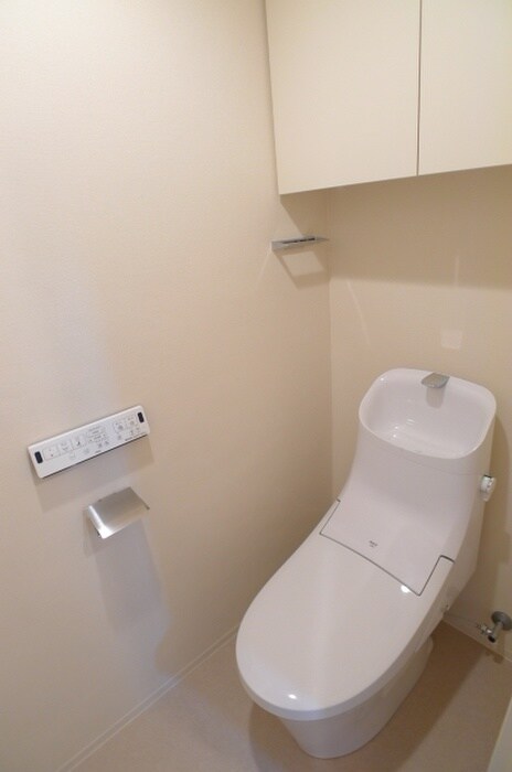 物件内観写真14　(トイレ)