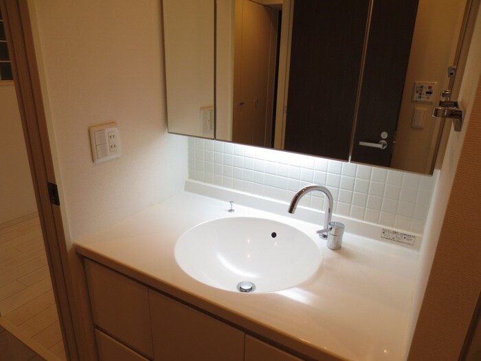 物件内観写真11　(洗面)