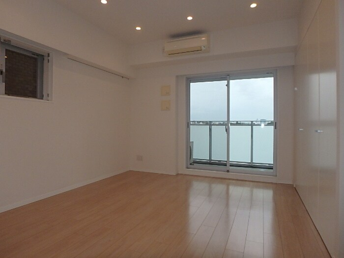 物件内観写真13　(居室)