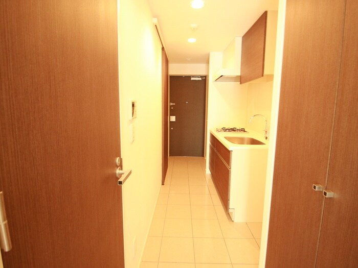 物件内観写真17　(廊下)