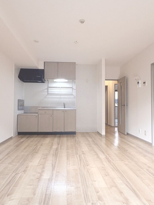 物件内観写真5　(居室)